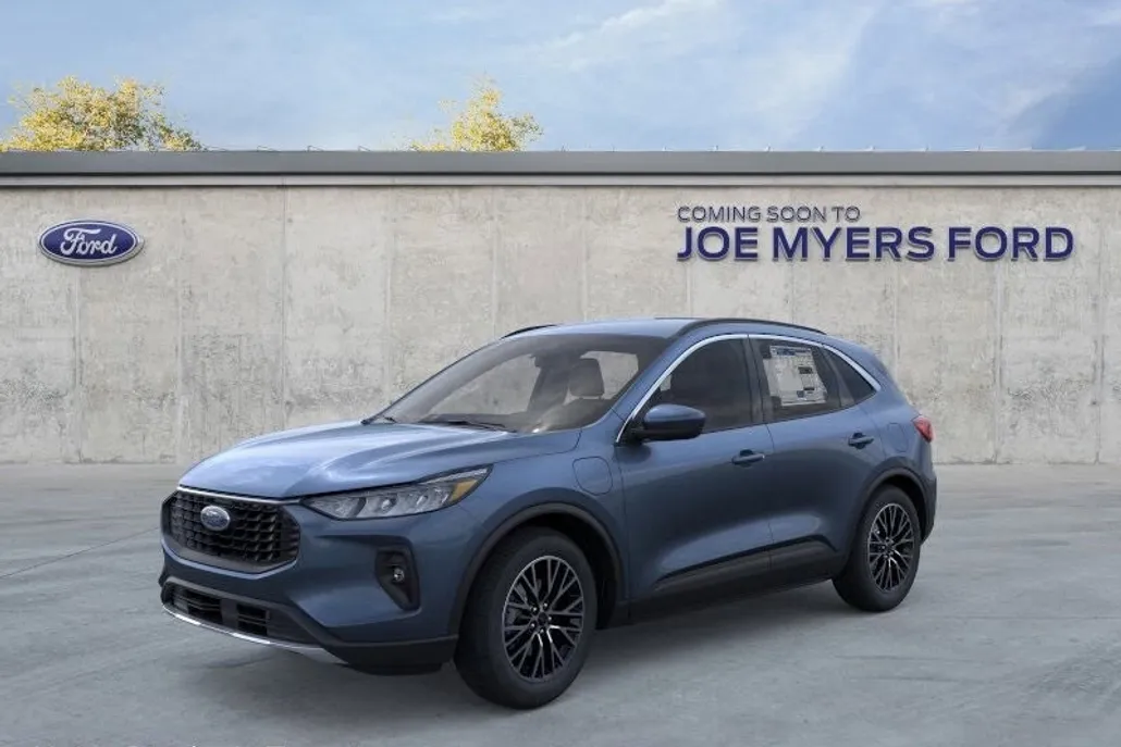 2025 Ford Escape photo 1