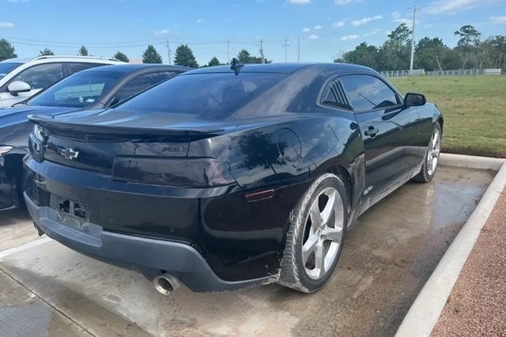2014 Chevrolet Camaro 2LT photo 1