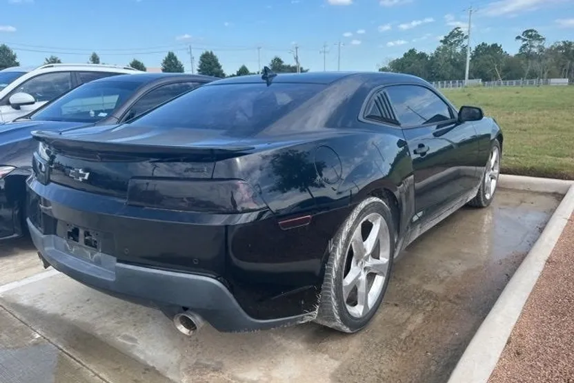 2014 Chevrolet Camaro 2LT photo 1