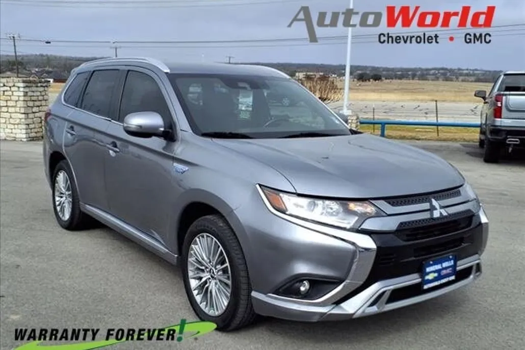 2022 Mitsubishi Outlander PHEV SEL photo 1