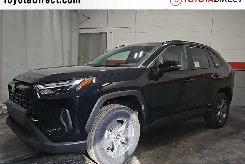 2025 Toyota RAV4 Hybrid XLE photo 1