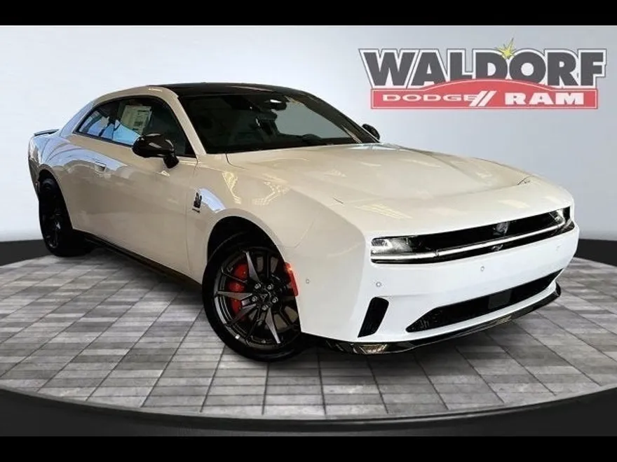 2024 Dodge Charger Scat Pack photo 1