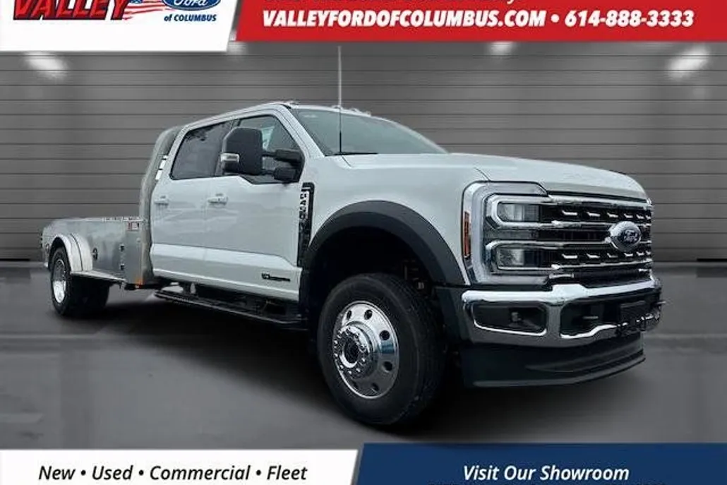 2024 Ford F-450 photo 1