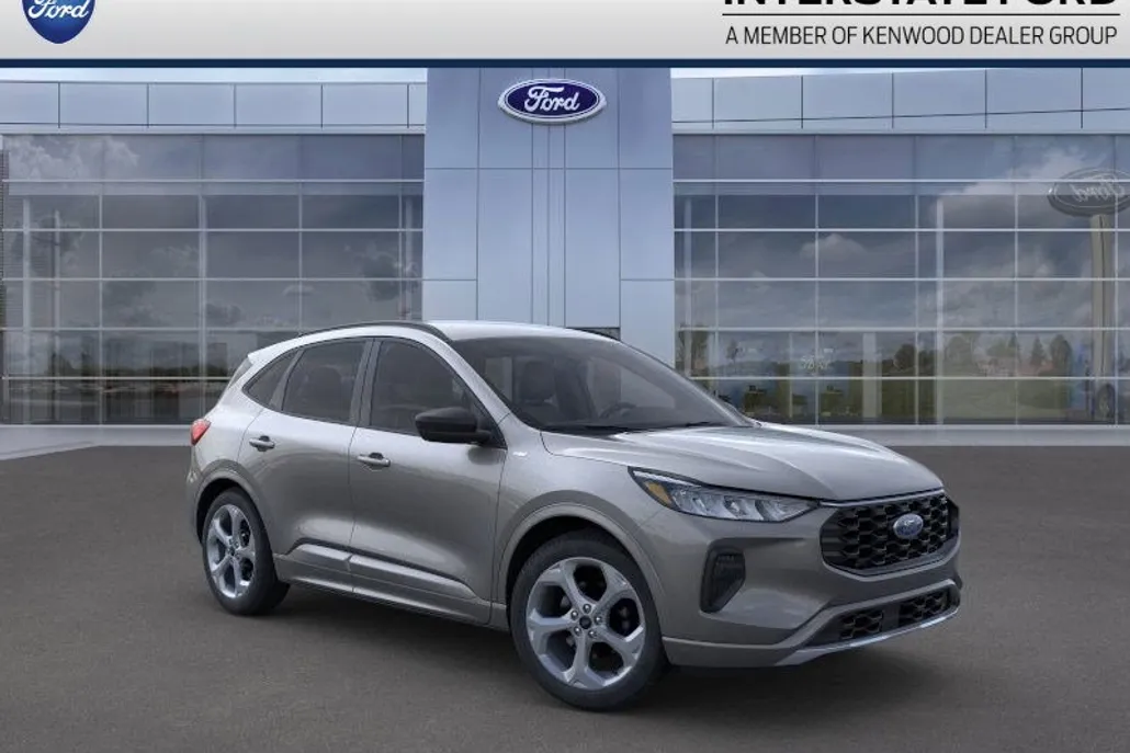 2024 Ford Escape ST-Line photo 1