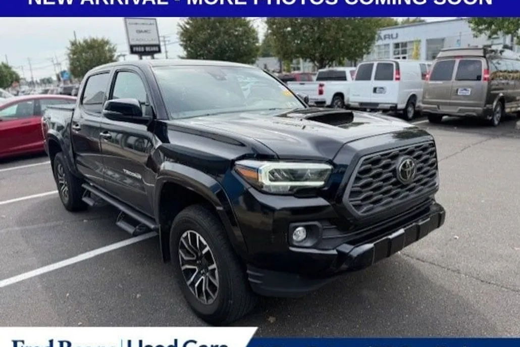 2020 Toyota Tacoma SR5 photo 1