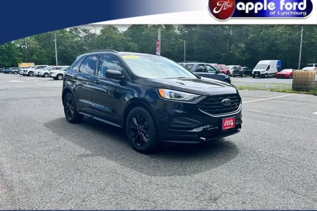2024 Ford Edge SE photo 1