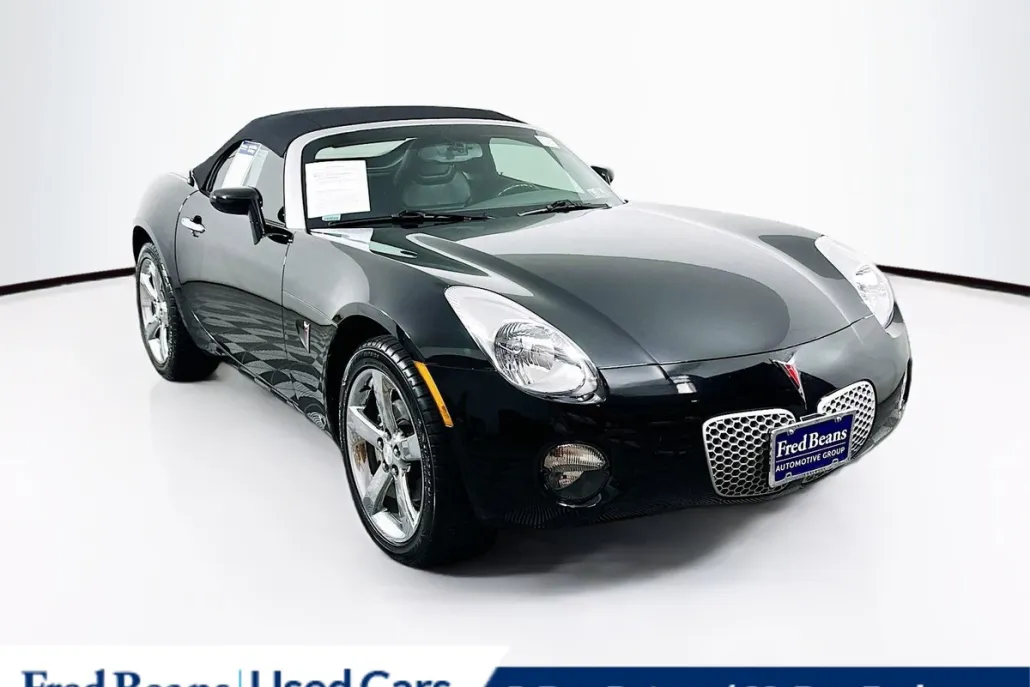 2007 Pontiac Solstice Base Convertible photo 1