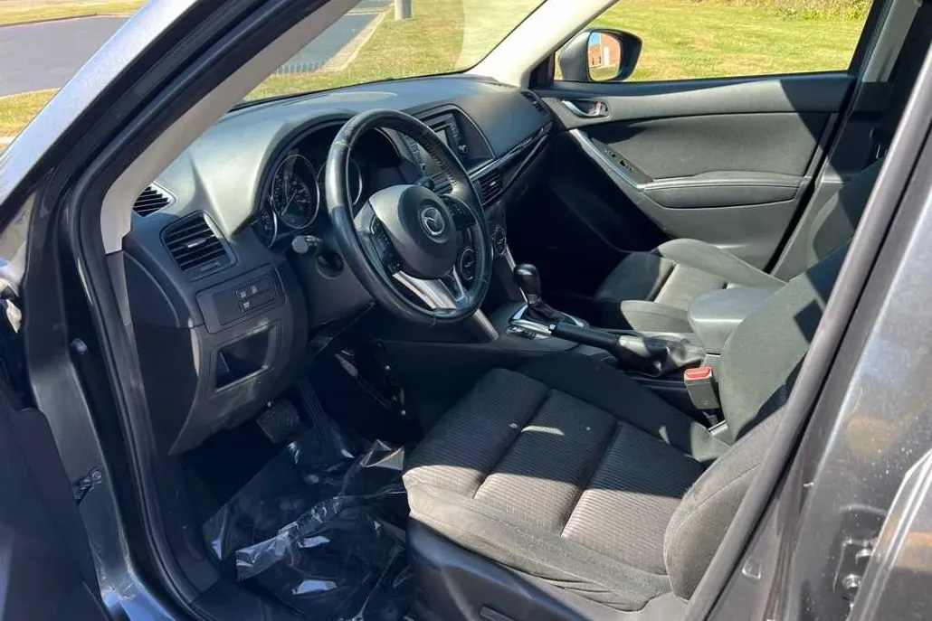 2014 Mazda CX-5 Touring photo 1