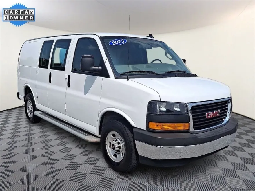 2023 Gmc Savana 2500 Cargo photo 1