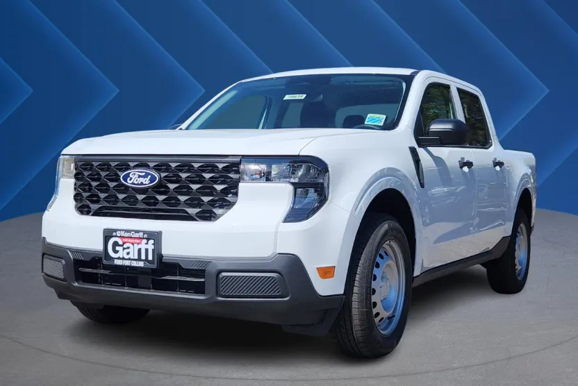 2025 Ford Maverick XL photo 1