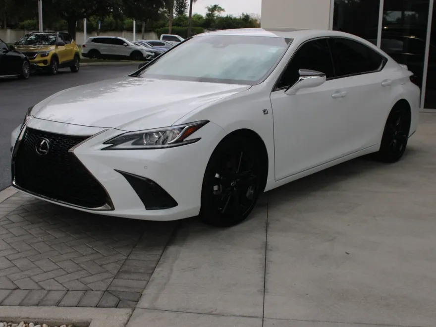 2023 Lexus ES 350 F SPORT Design photo 1