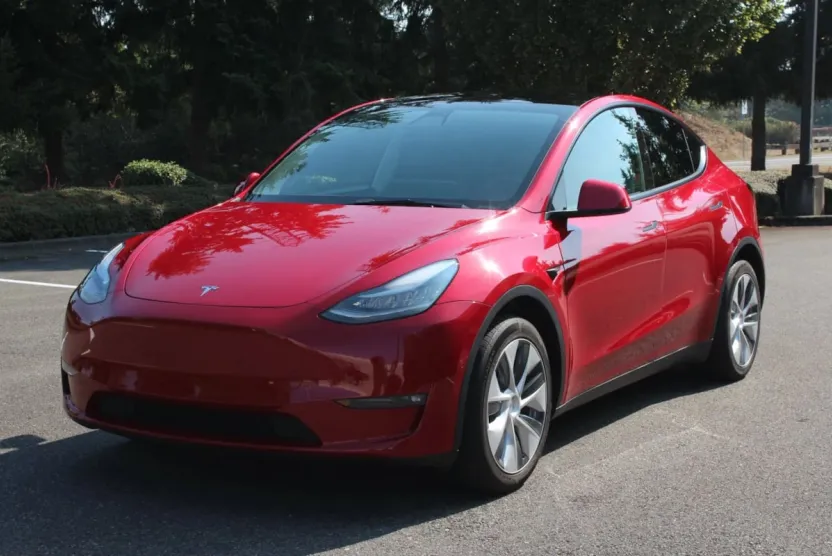 2021 Tesla Model Y Long Range photo 1