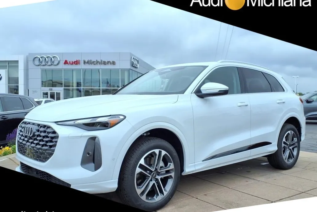 2025 Audi Q5 Premium photo 1