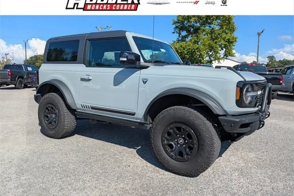 2021 Ford Bronco First Edition photo 1