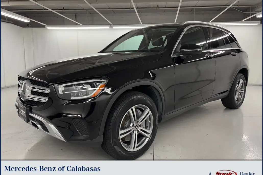 2022 Mercedes Benz GLC 300 photo 1