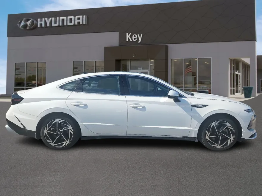 2024 Hyundai Sonata SEL Convenience photo 1