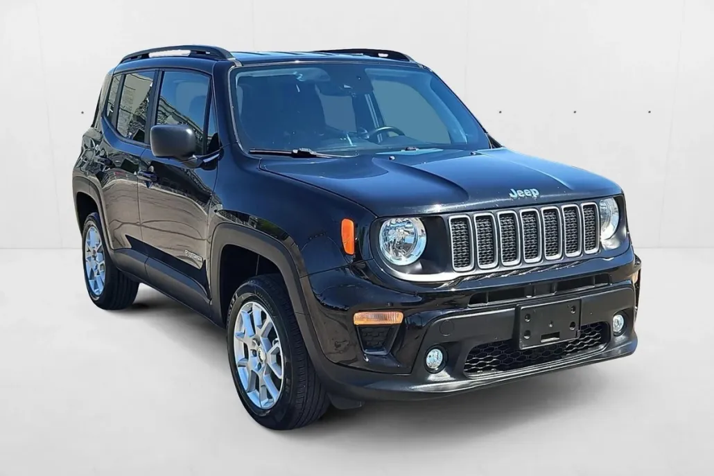 2022 Jeep Renegade Latitude photo 1
