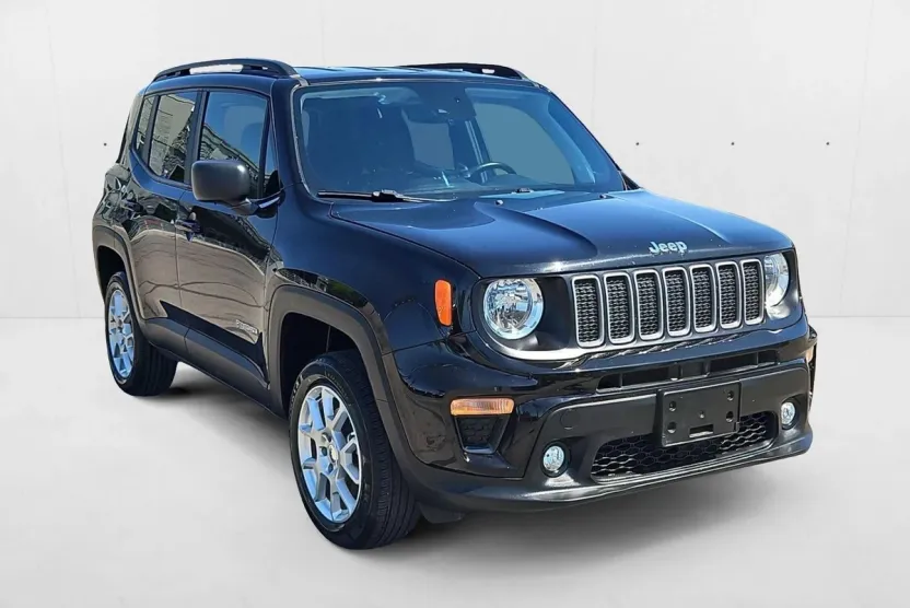 2022 Jeep Renegade Latitude photo 1