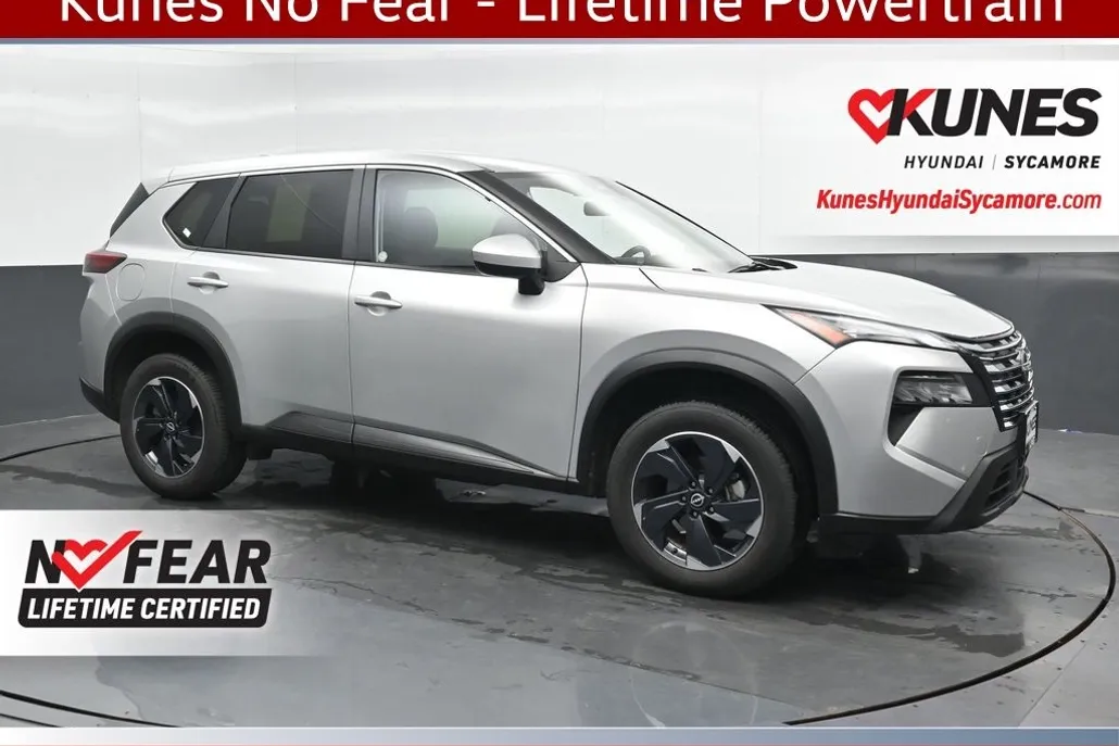 2024 Nissan Rogue SV AWD photo 1