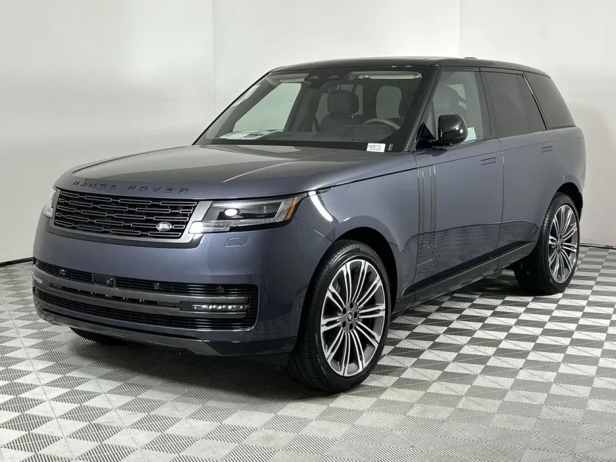 2025 Land Rover Range Rover SE photo 1