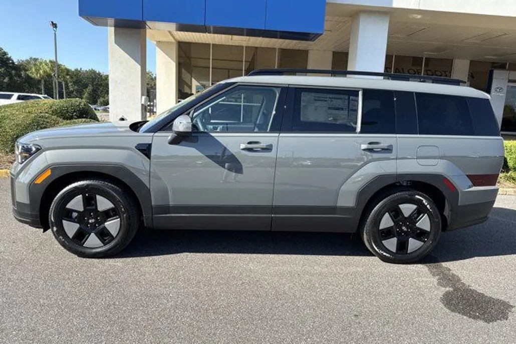 2026 Hyundai Santa Fe SEL photo 1