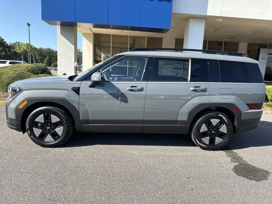 2026 Hyundai Santa Fe SEL photo 1