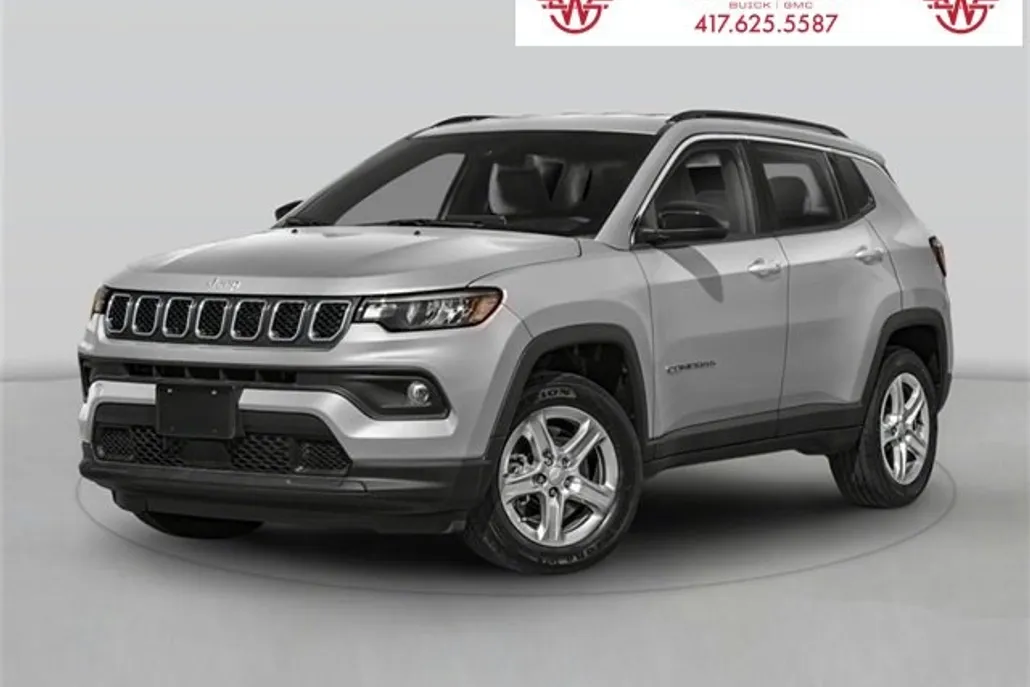 2024 Jeep Compass Latitude photo 1