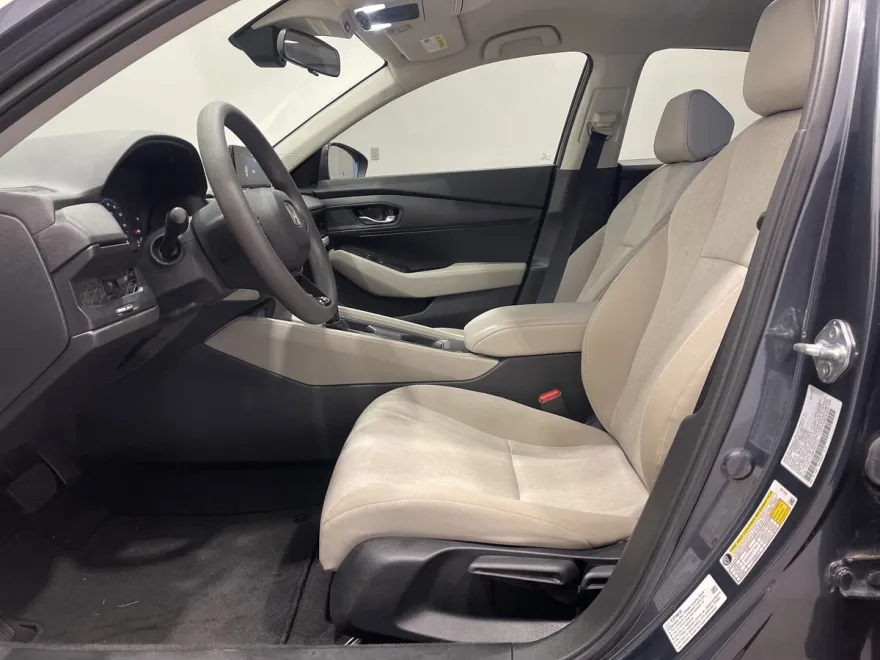 2023 Honda Accord LX photo 1