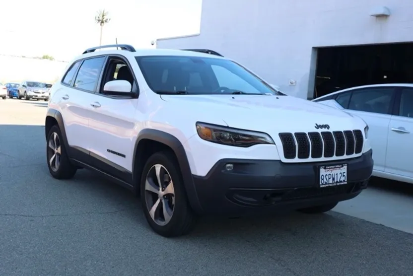 2020 Jeep Cherokee Latitude photo 1