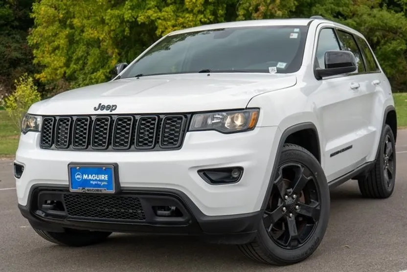2018 Jeep Grand Cherokee Upland photo 1