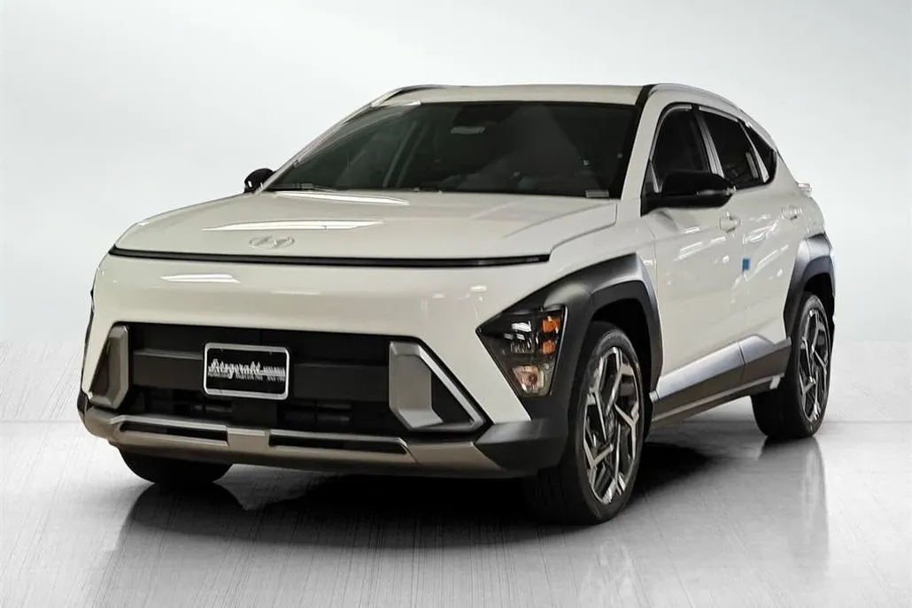 2026 Hyundai Kona SEL photo 1
