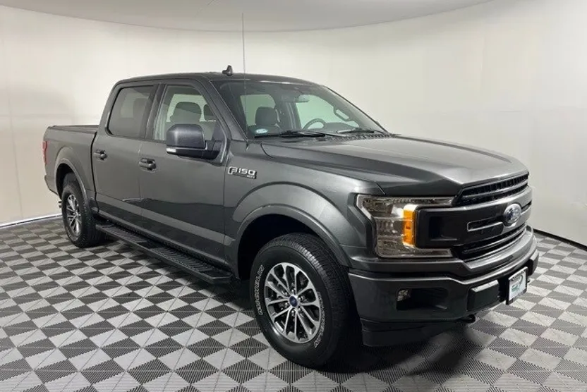 2020 Ford F-150 XLT photo 1