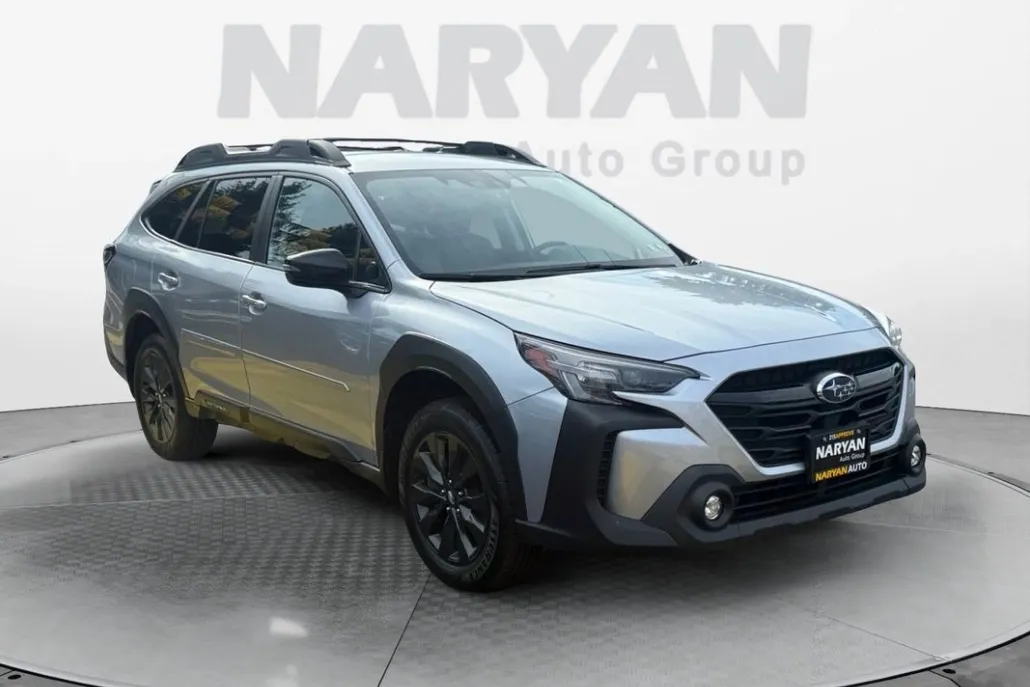 2023 Subaru Outback Onyx Edition photo 1