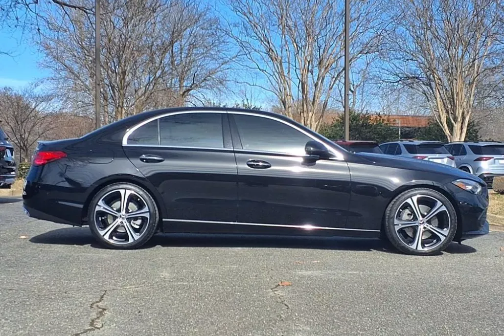 2025 Mercedes Benz C 300 4MATIC photo 1