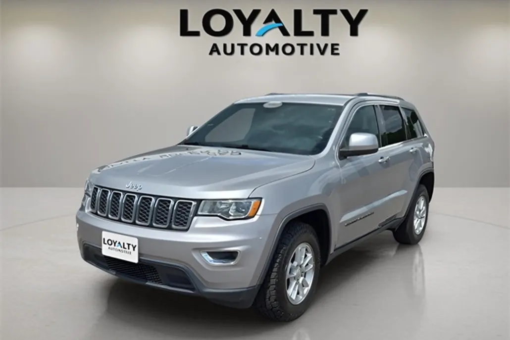 2018 Jeep Grand Cherokee Laredo photo 1