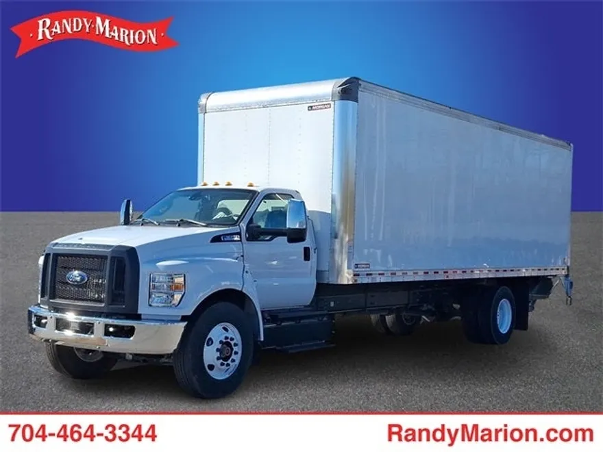 2023 Ford F-650 photo 1