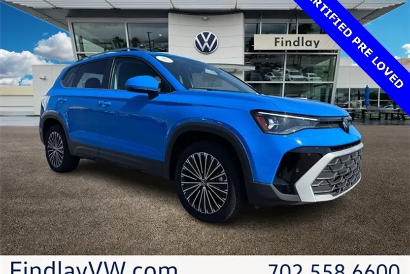 2025 Volkswagen Taos SE photo 1