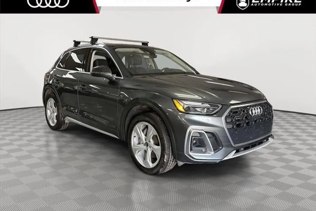2022 Audi Q5 Premium Plus 45 TFSI S line photo 1