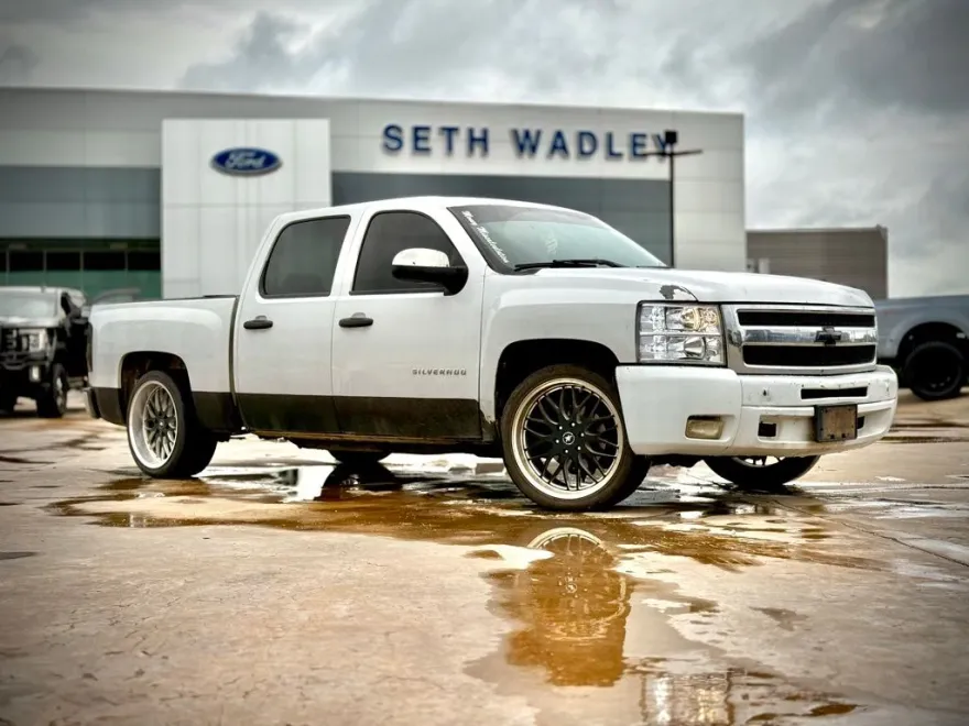 2012 Chevrolet Silverado 1500 LS photo 1