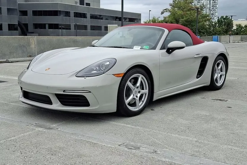 2024 Porsche Boxster photo 1
