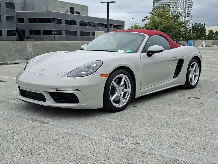 2024 Porsche Boxster photo 1