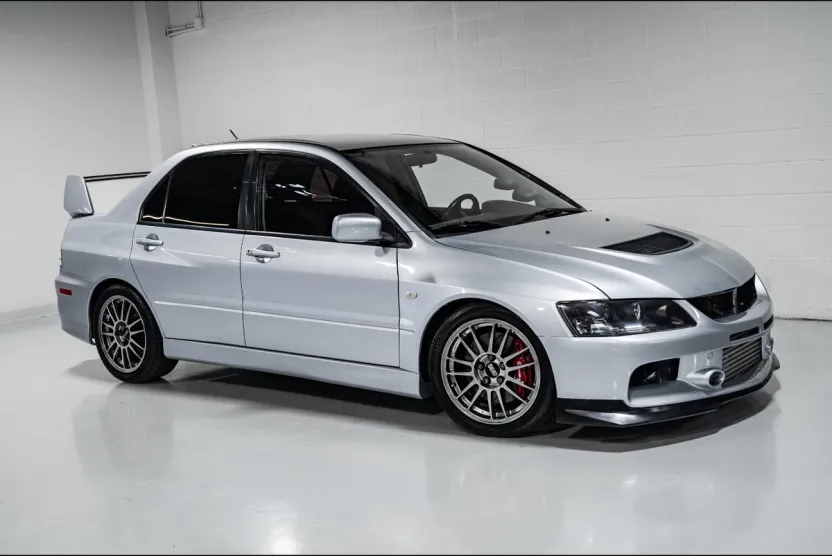 2006 Mitsubishi Lancer Evolution IX photo 1