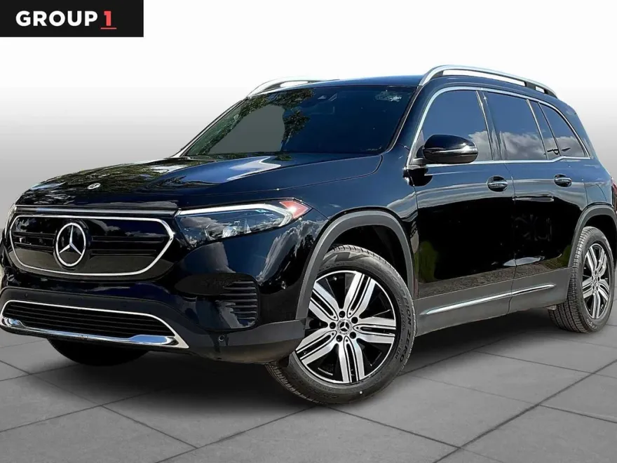2023 Mercedes Benz EQB 300 4MATIC photo 1