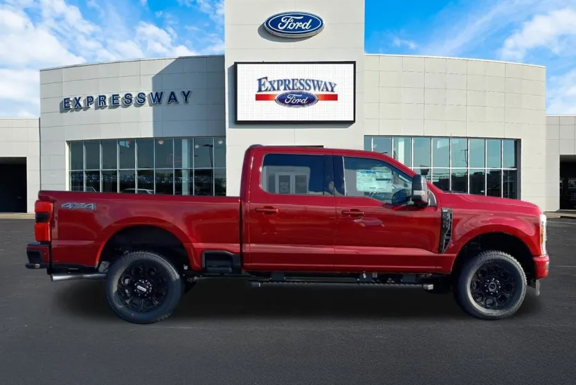 2025 Ford F-350 XLT photo 1