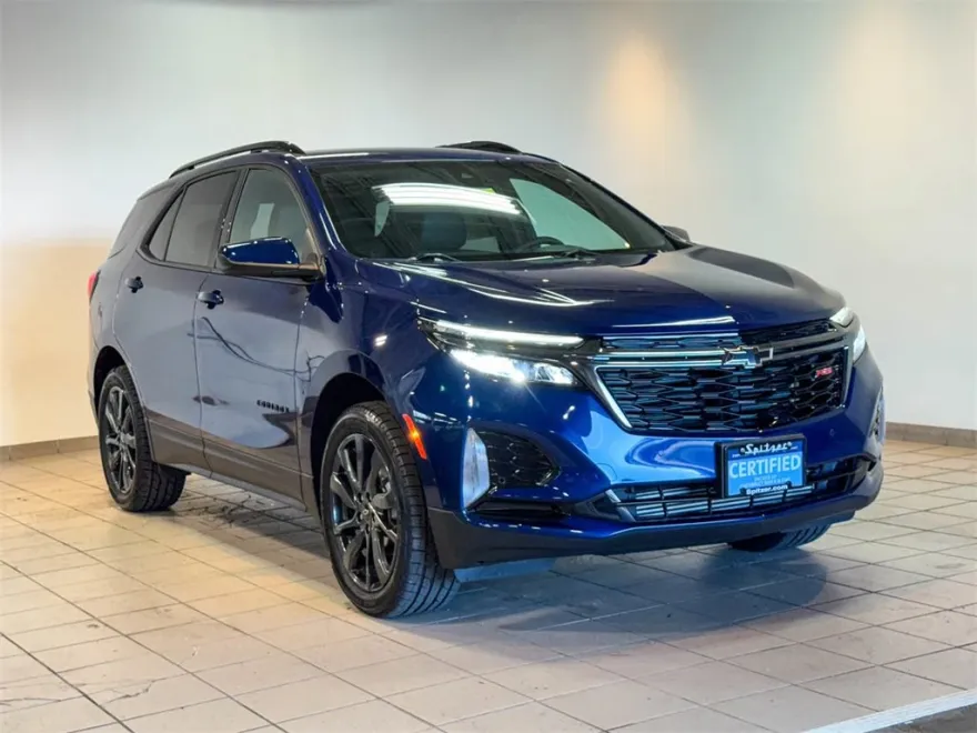 2023 Chevrolet Equinox RS photo 1