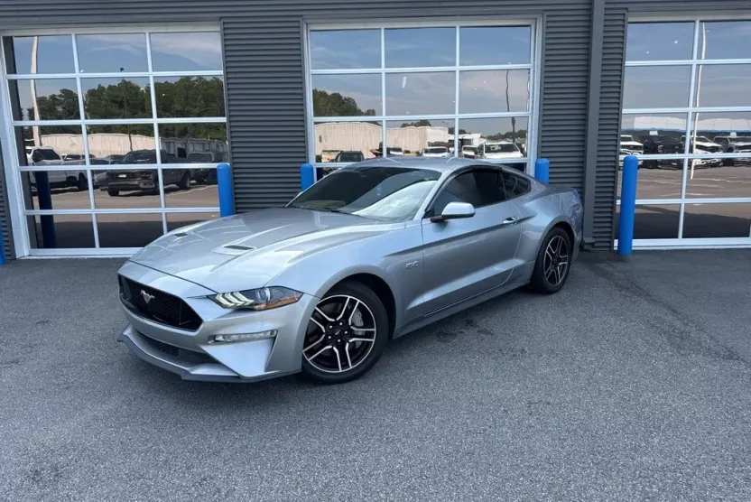 2021 Ford Mustang GT Premium photo 1