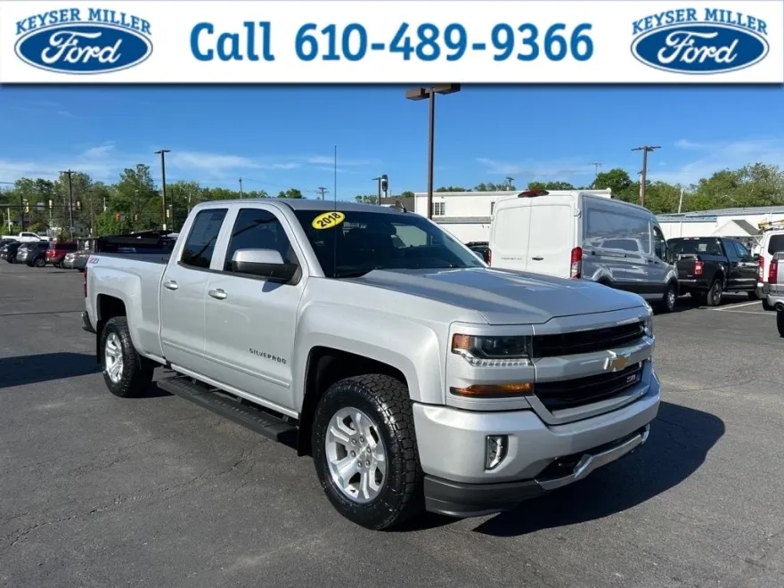 2018 Chevrolet Silverado 1500 LT2 photo 1