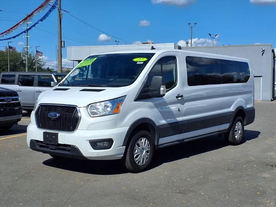 2022 Ford Transit XLT photo 1