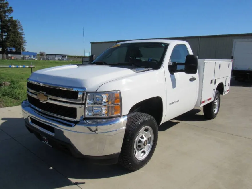2013 Chevrolet Silverado Work Truck Base photo 1