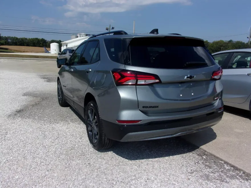 2024 Chevrolet Equinox RS photo 1